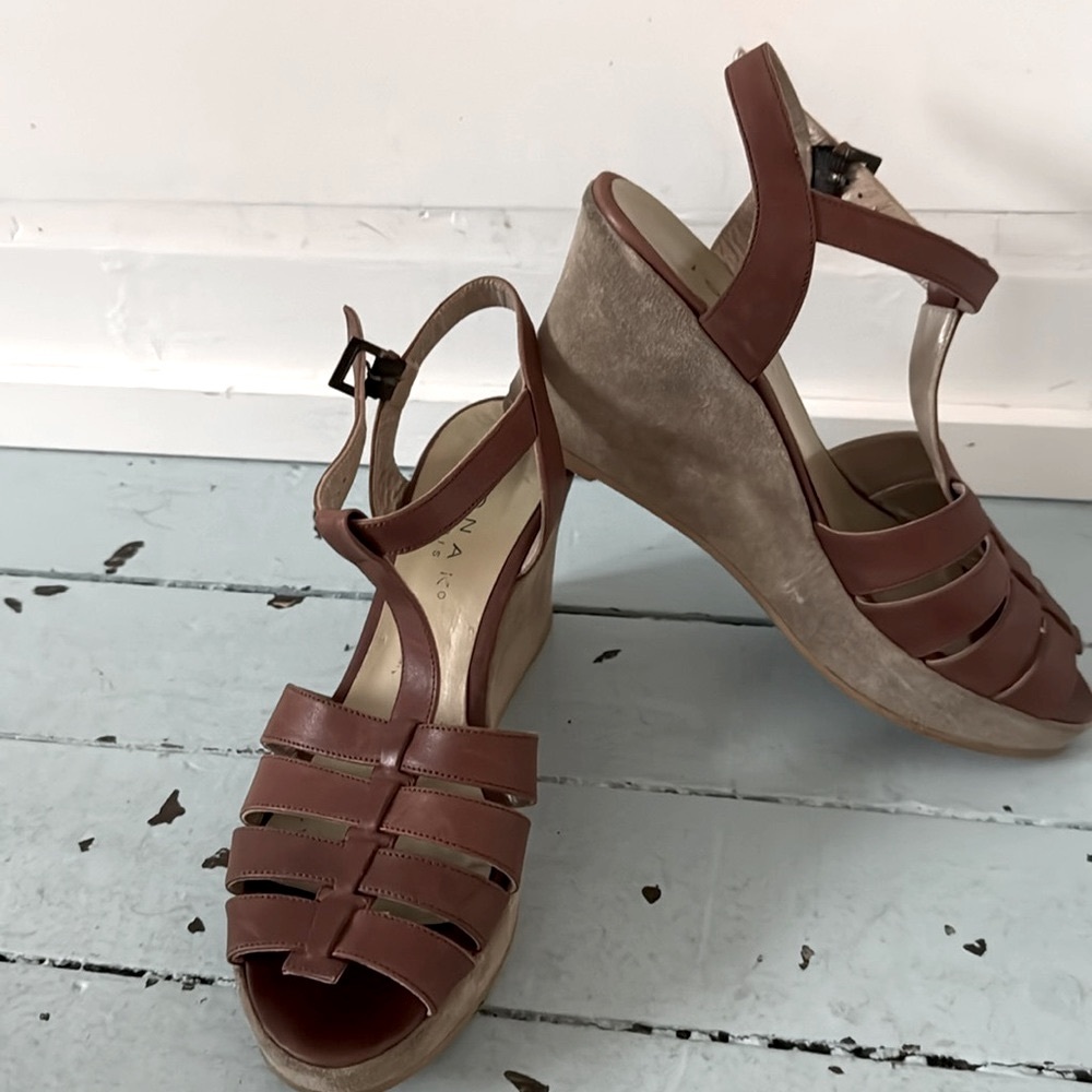 Leather  Fisherman strap design w/ Suede Wedge Heel Size EU 40 Jonak Paris